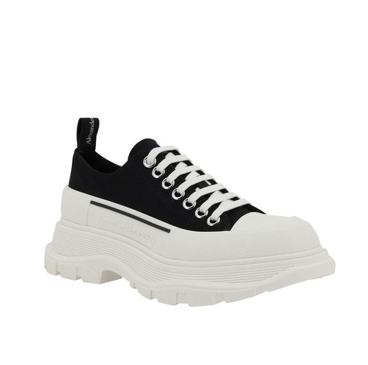 Alexander McQueen - Oversized Sneaker Tread Lace-Up Black/White