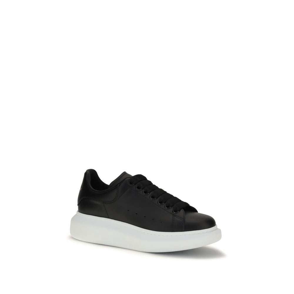 Alexander McQueen - Oversized Sneakers Nere in Pelle