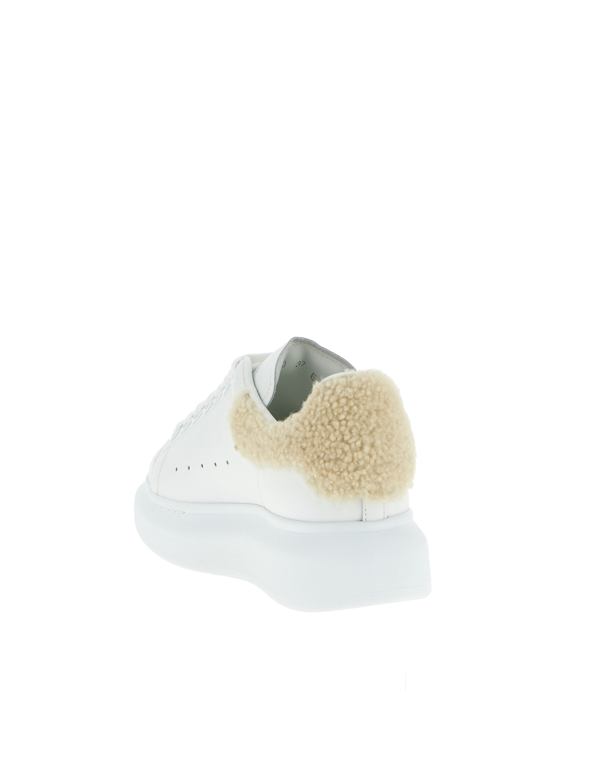 Alexander McQueen – Larry Sneakers in Shearling Beige