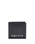 Alexander McQueen – Portafoglio Bifold in Pelle Nera con Logo Bianco Signature