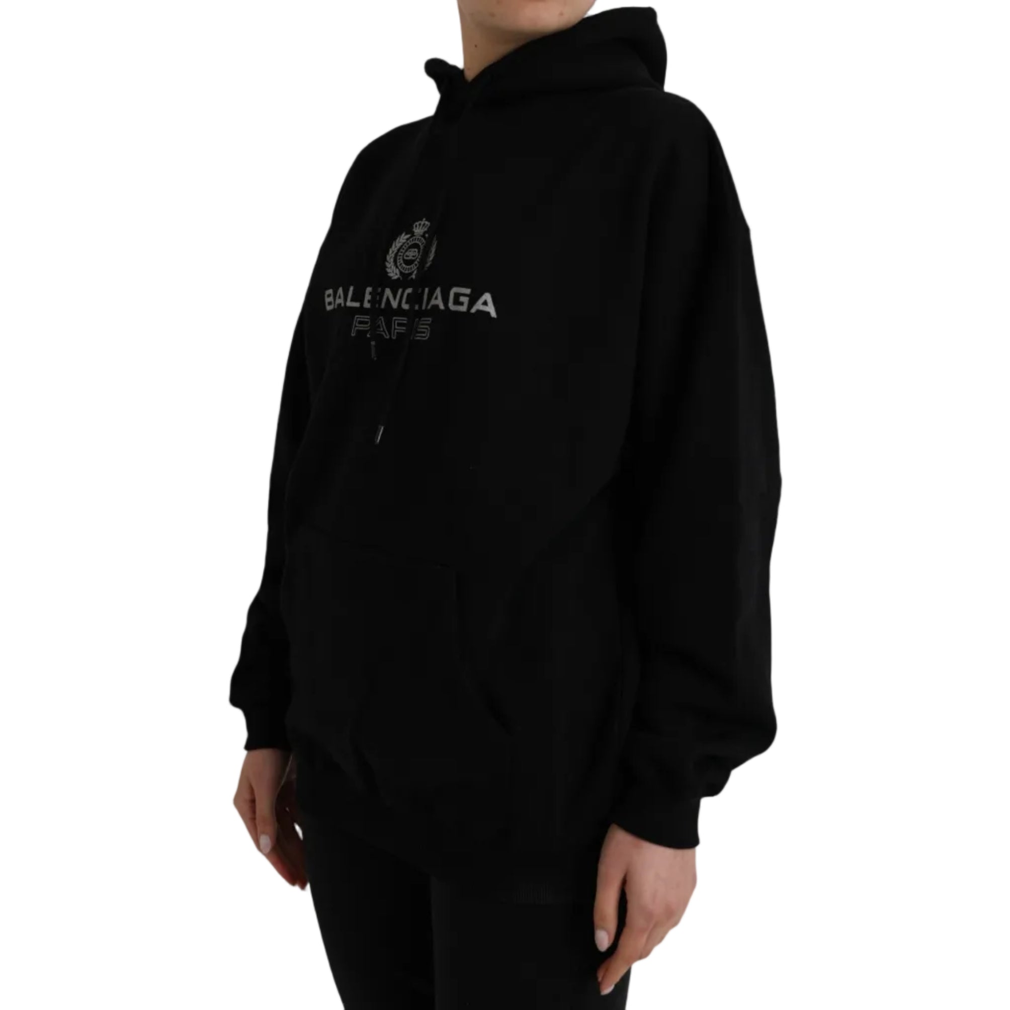 Balenciaga – Hoodie Oversize Nera “Balenciaga Paris” con Logo Ricamato