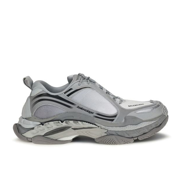 Balenciaga – Triple S Sneakers Grigio e Bianco dal Look Distressed