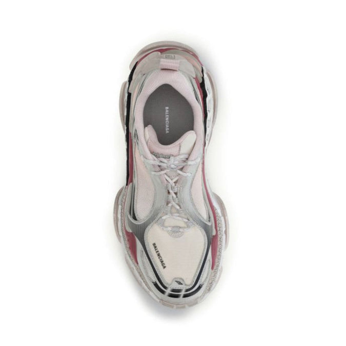 Balenciaga – Triple S Sneakers Rosa Cipria e Bianco dal Look Distressed