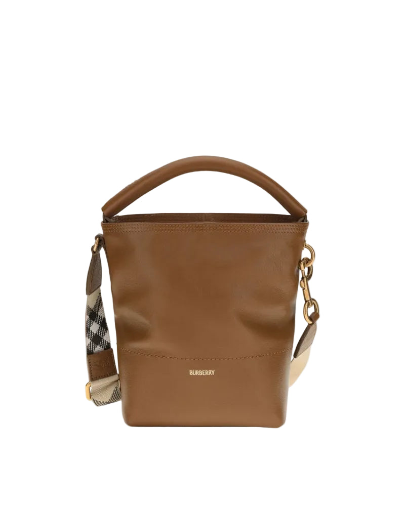 Burberry – B Clip Bucket Bag in Pelle Marrone