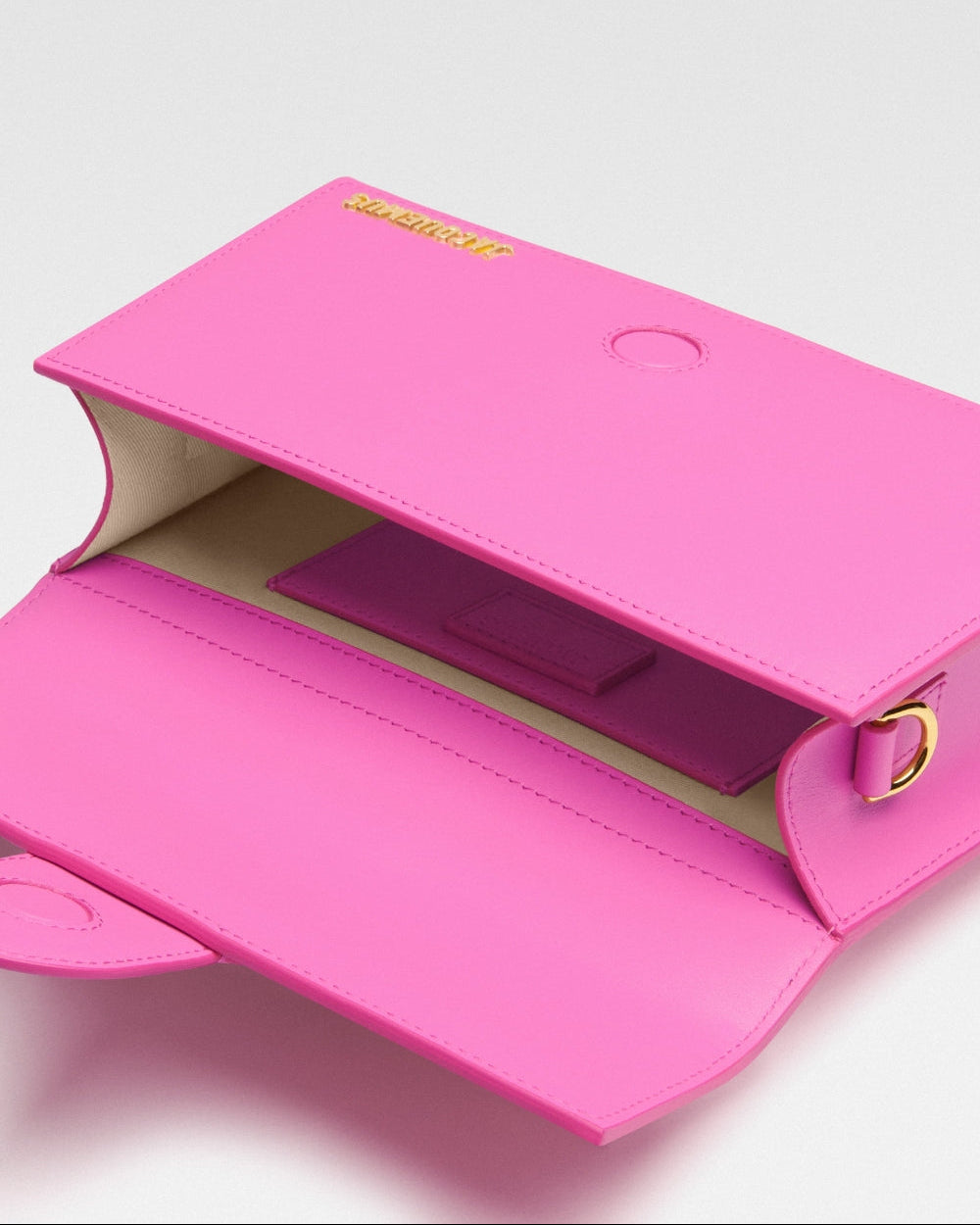 Jacquemus – Le Grand Bambino Bag