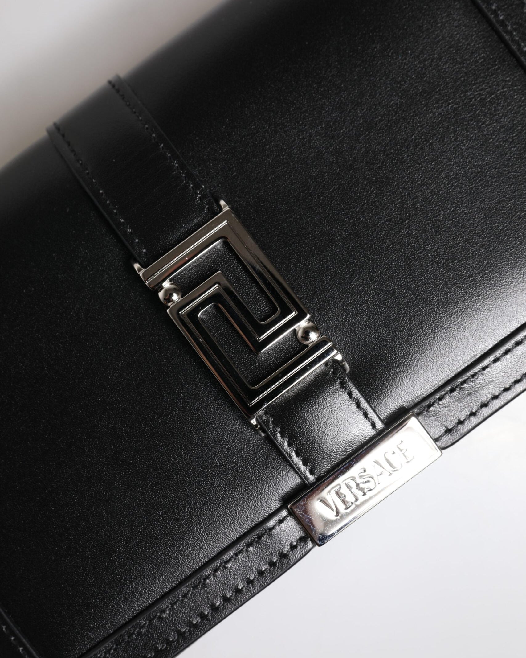 Versace – Greca Chain Leather Crossbody Bag Black