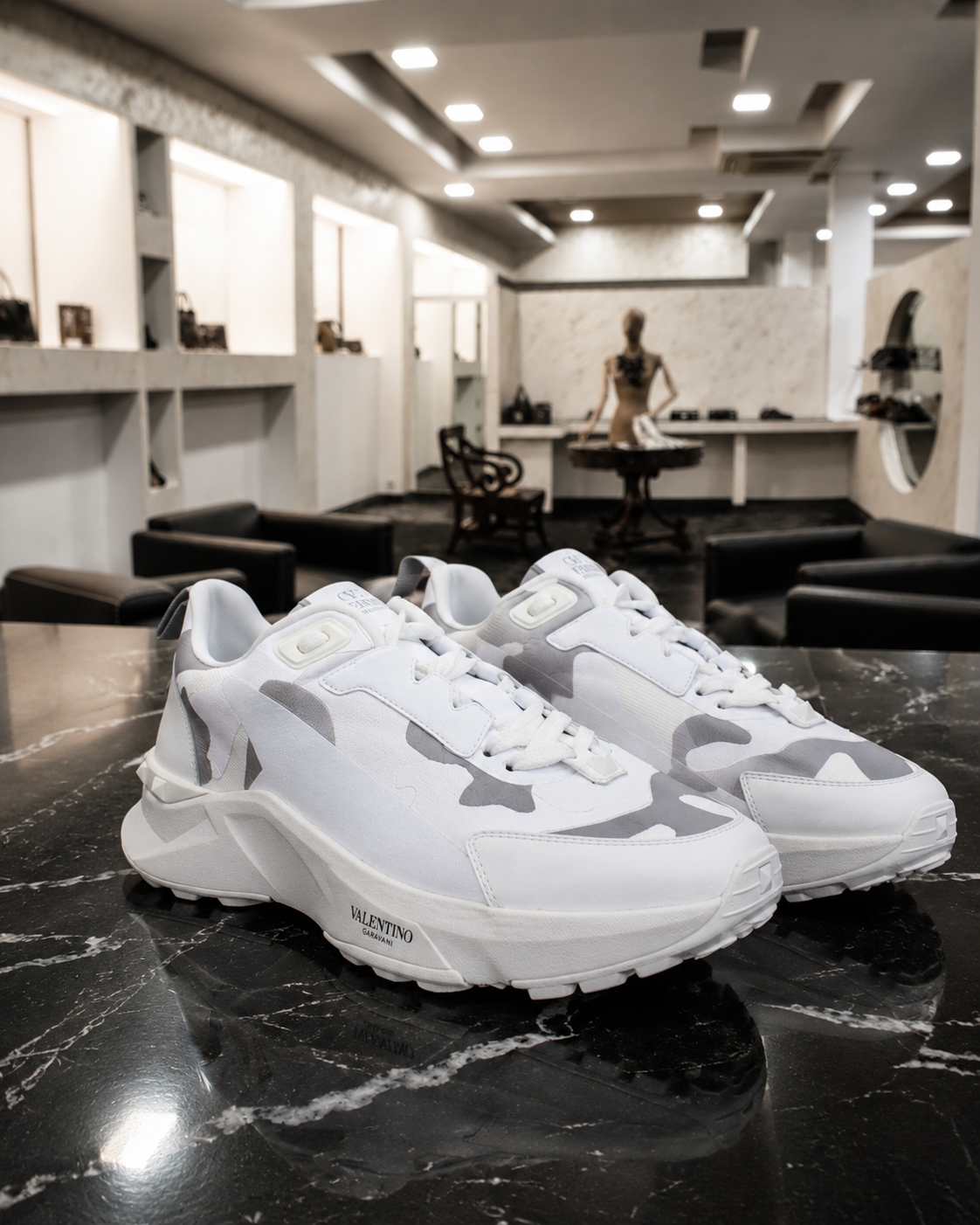 Valentino Garavani – Sneakers Sportive in Tessuto Tecnico Camouflage